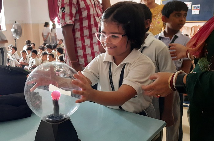 Science Workshop for Pre-primary and Primary Classes 2